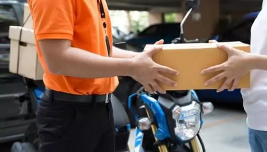 Contratar motoboys ou investir em serviços de entrega terceirizados?